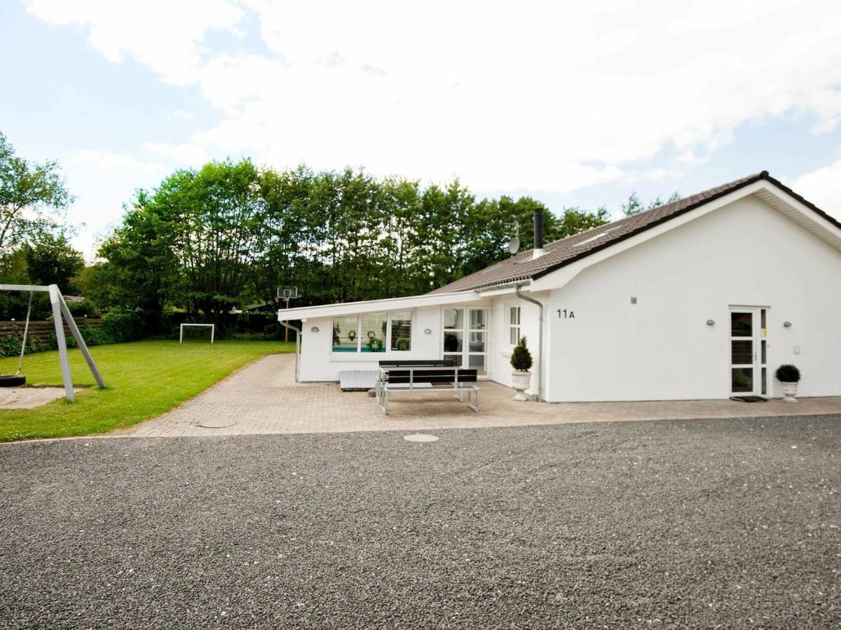 12 Person Holiday Home In Eg Åstrup Exterior foto